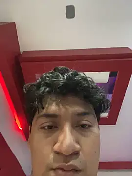 YoElMasHot online show from April 1, 1:19 am