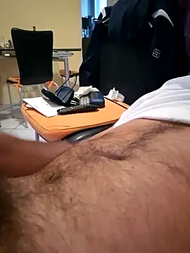 1talianBeutifulCock online show from January 15, 2:42 pm