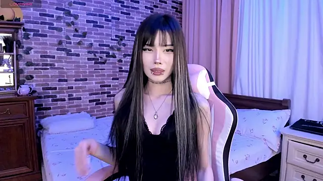 Snapshot of Velvetsky_1 chatting on November 17, 7:29 pm Velvetsky 1 online show from November 17, 7:29 pm