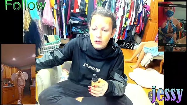 Snapshot of jessy0504 chatting on November 26, 10:37 am jessy0504 online show from November 26, 10:37 am