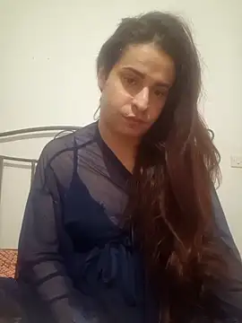 Snapshot of perla97 chatting on December 11, 11:32 pm perla97 online show from December 11, 11:32 pm