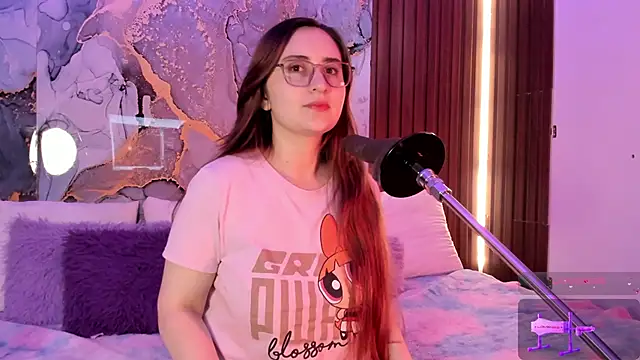 centaurigirl online show from November 2, 4:45 pm