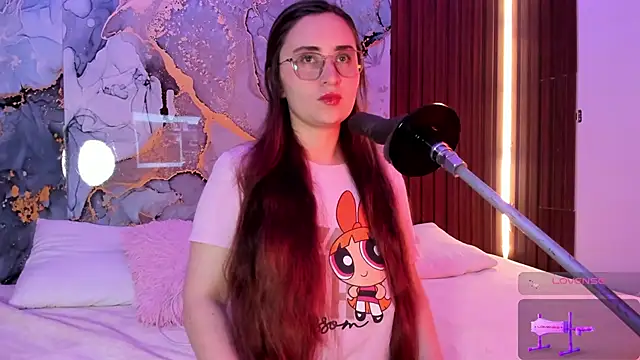 centaurigirl online show from October 24, 3:16 am