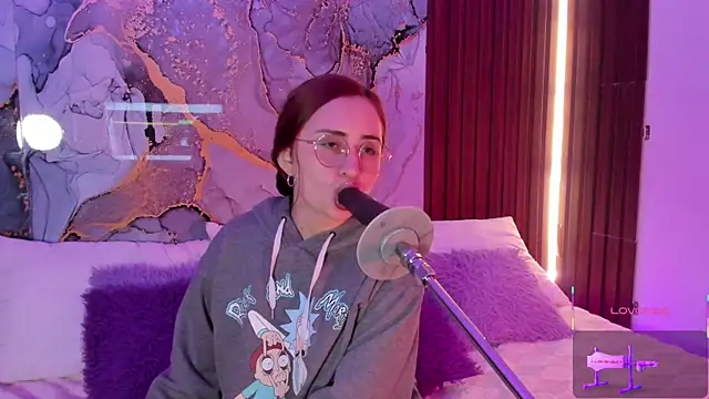 Snapshot of centaurigirl chatting on January 10, 4:41 am centaurigirl online show from January 10, 4:41 am