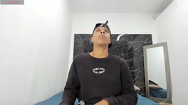 ada-brooke online show from March 19, 11:43 am