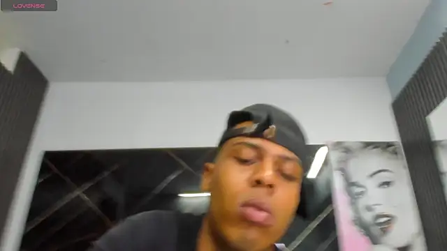 Snapshot of ada-brooke chatting on February 25, 4:56 am ada-brooke online show from February 25, 4:56 am