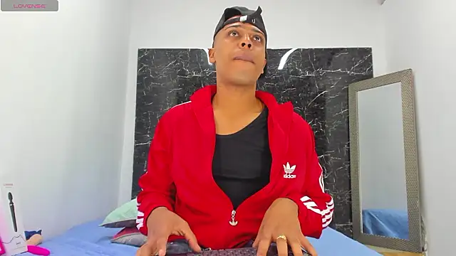 ada-brooke online show from March 12, 11:58 am