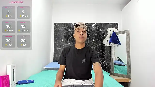 Snapshot of ada-brooke chatting on February 8, 11:52 am ada-brooke online show from February 8, 11:52 am