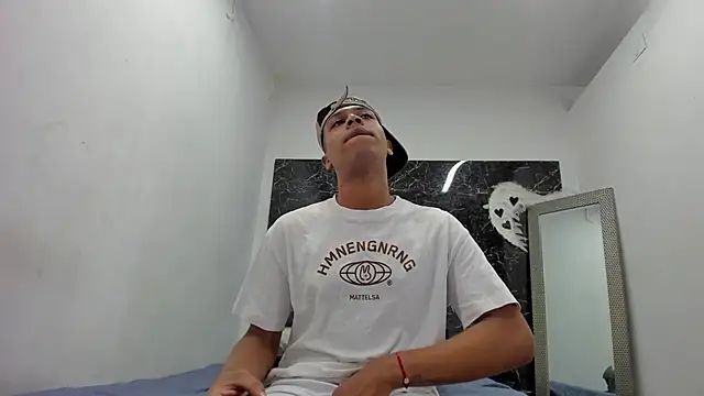 ada-brooke online show from November 23, 12:04 pm