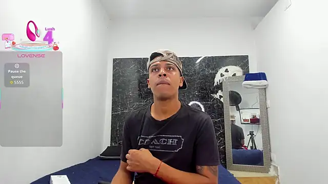 ada-brooke online show from December 19, 12:18 pm