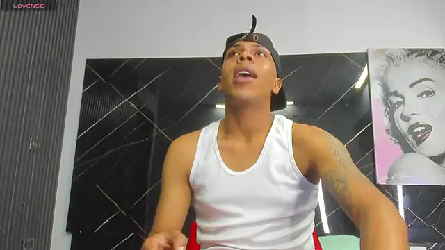 Snapshot of ada-brooke chatting on February 22, 3:42 am ada-brooke online show from February 22, 3:42 am