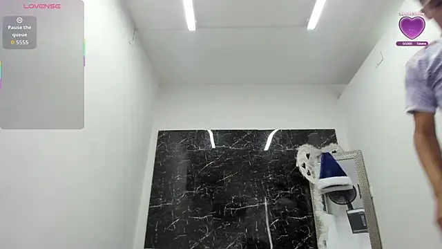 ada-brooke online show from November 28, 12:05 pm