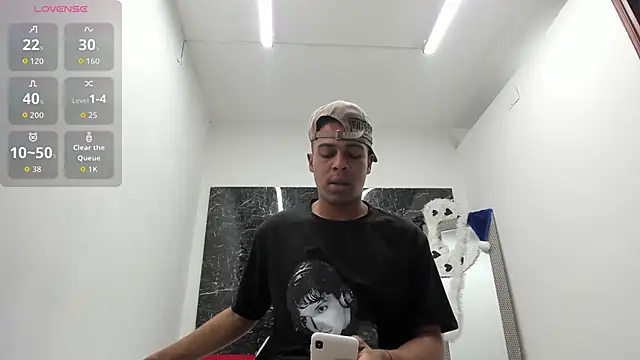 ada-brooke online show from December 22, 11:54 am