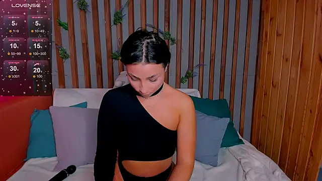 Snapshot of Tanita_Lambic chatting on March 2, 1:39 am Tanita Lambic online show from March 2, 1:39 am