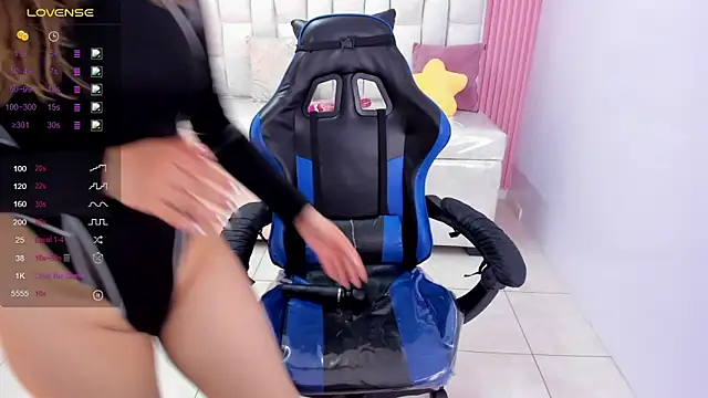 violet sub online show from March 26, 1:20 pm