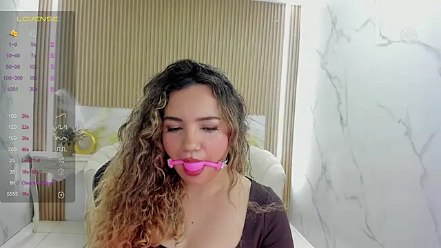 violet sub online show from March 18, 3:13 pm