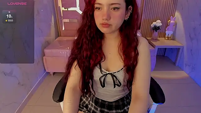 Snapshot of violet_sub chatting on March 20, 1:04 pm violet sub online show from March 20, 1:04 pm