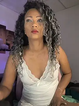 Amaliu  online show from July 9, 3:11 pm