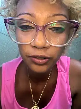 Amaliu  online show from January 31, 7:12 pm