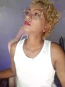 Amaliu  online show from November 18, 2:42 pm