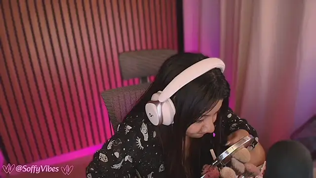 soffyvibes- online show from February 17, 12:41 am