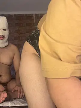 Snapshot of STEP_SISTER1 chatting on September 14, 12:05 pm STEP SISTER1 online show from September 14, 12:05 pm