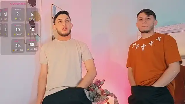 TommyandBillie online show from October 20, 11:49 pm