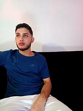 TommyandBillie online show from November 3, 6:00 pm