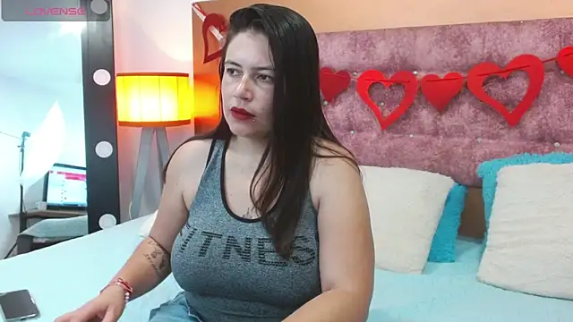 Snapshot of vennuss_89 chatting on March 17, 10:49 am vennuss 89 online show from March 17, 10:49 am