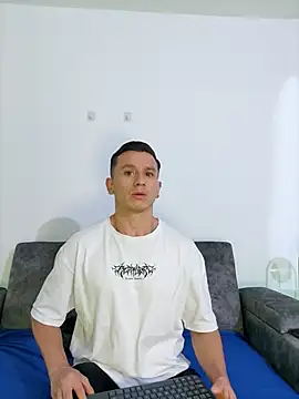 Andrewfalcon online show from September 25, 12:22 pm