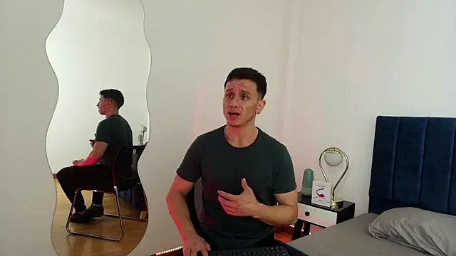 Andrewfalcon online show from March 14, 12:51 pm