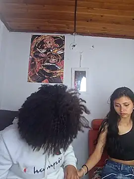 DANIELA MICHEL online show from March 5, 4:57 pm