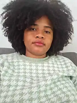 DANIELA MICHEL online show from February 6, 7:18 pm