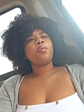 DANIELA MICHEL online show from February 14, 1:29 pm