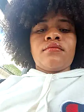 DANIELA MICHEL online show from February 5, 1:54 pm