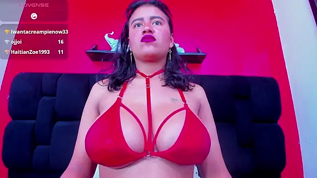 Leah Gomed online show from February 12, 9:54 pm