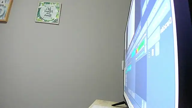 agussaenz online show from January 7, 9:57 pm