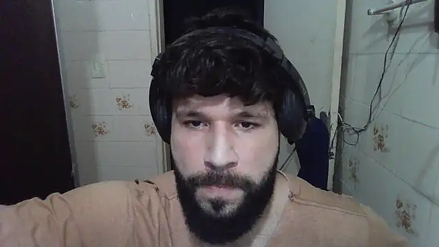 Snapshot of Cauan-t chatting on January 14, 9:09 pm Cauan-t online show from January 14, 9:09 pm