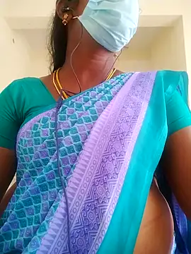 Snapshot of Preethytamilsexy chatting on June 10, 4:46 am Preethytamilsexy online show from June 10, 4:46 am