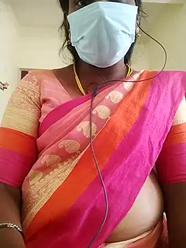 Snapshot of Preethytamilsexy chatting on June 5, 6:29 am Preethytamilsexy online show from June 5, 6:29 am
