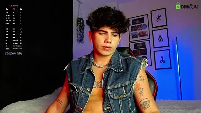 LyleBennett  online show from November 27, 10:48 am