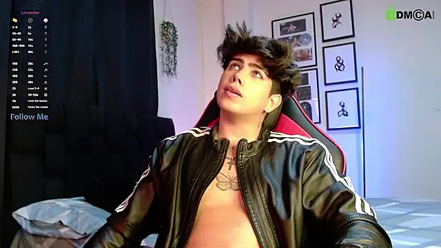 LyleBennett  online show from December 17, 9:25 am