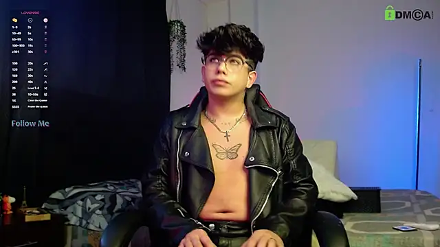 LyleBennett  online show from November 3, 12:09 pm