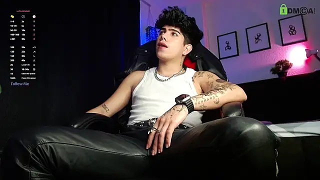 LyleBennett  online show from March 29, 12:40 pm