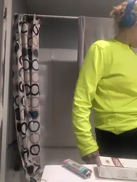 Snapshot of sexycockfiend777 chatting on November 18, 3:37 pm sexycockfiend777 online show from November 18, 3:37 pm