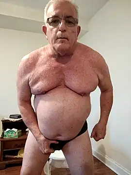 Snapshot of Shoreguy69 chatting on January 10, 7:20 pm Shoreguy69 online show from January 10, 7:20 pm