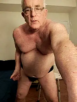 Snapshot of Shoreguy69 chatting on January 14, 4:49 am Shoreguy69 online show from January 14, 4:49 am