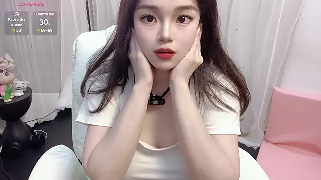 Snapshot of YIZHI_Koala chatting on March 1, 2:02 pm YIZHI Koala online show from March 1, 2:02 pm