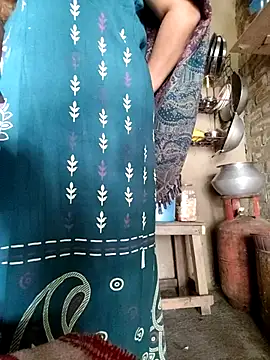 BERRY 00 online show from January 9, 8:54 am