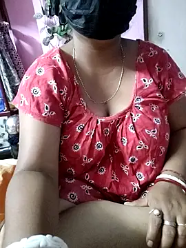 BERRY 00 online show from April 13, 9:24 am